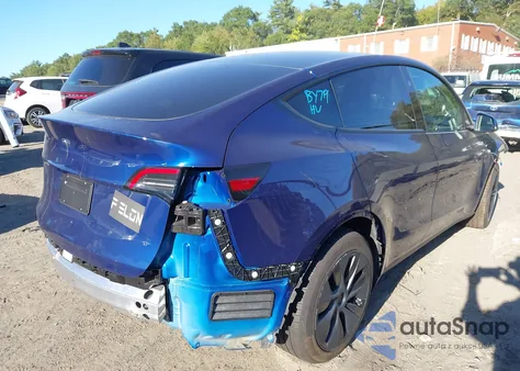 2024 Tesla Model Y Long Range Dual Motor All-Wheel Drive/Rwd from USA, damaged, VIN 7SAYGDED6RF133719